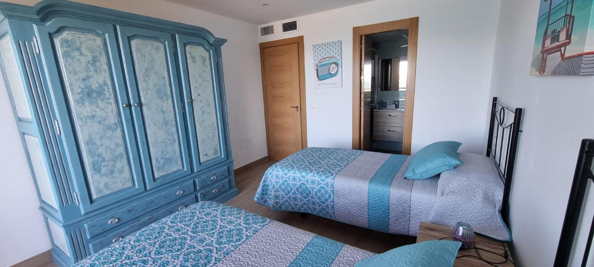 Apartamento Playa Del Cristo Estepona Ngoại thất bức ảnh